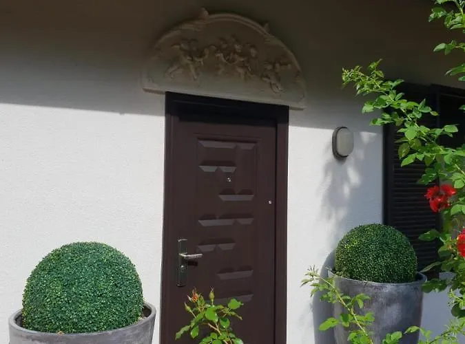 Frühstückspension Il Giardino Di Mai Exclusive Montabone